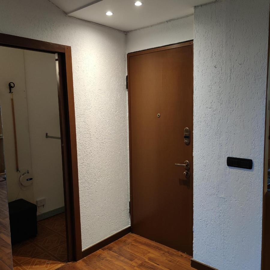 Loft Mansardato Monza Luaran gambar