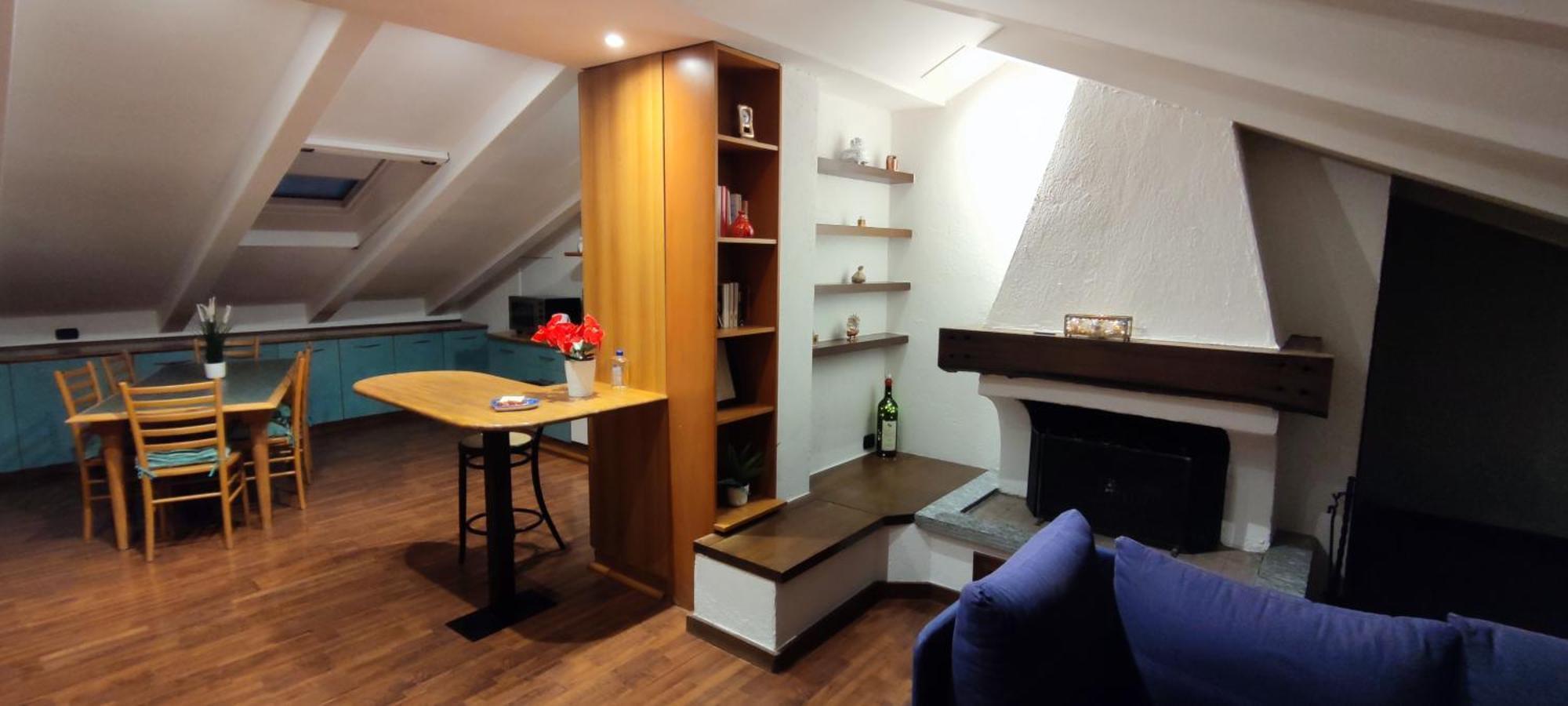 Loft Mansardato Monza Luaran gambar